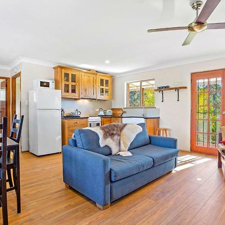 Braeside Cabin Two Alphitonia Central Tilba Екстериор снимка
