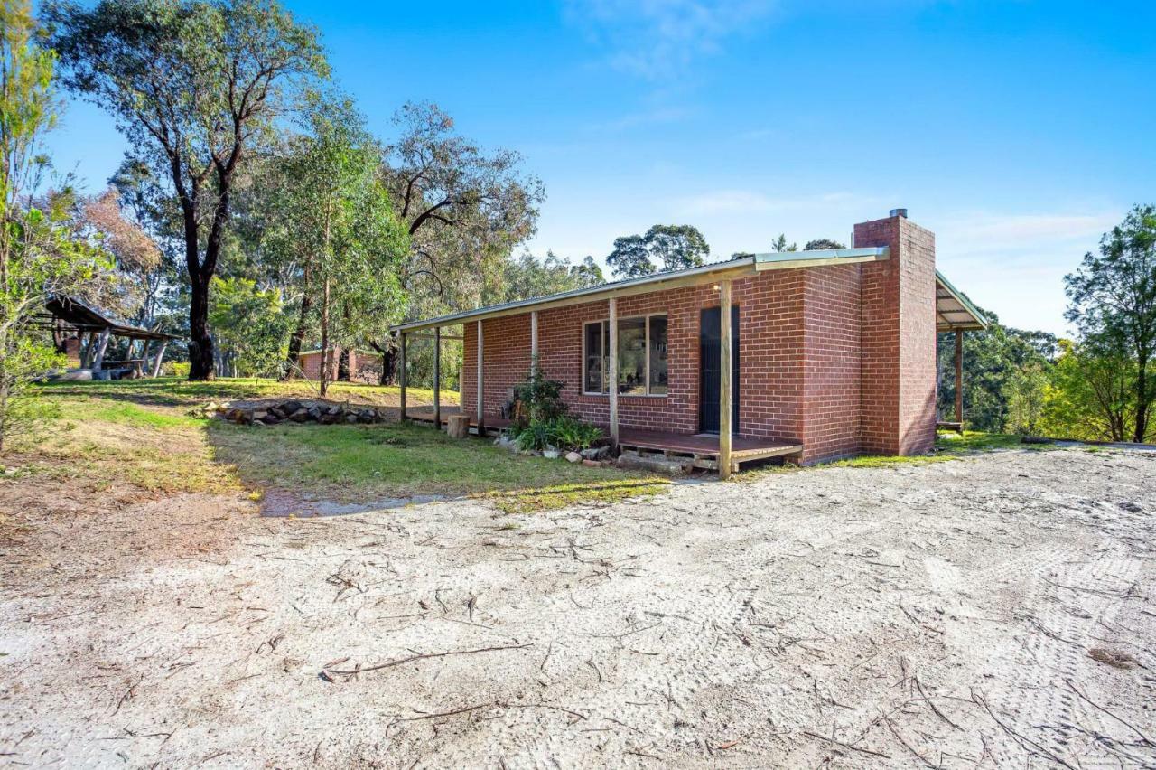 Braeside Cabin Two Alphitonia Central Tilba Екстериор снимка